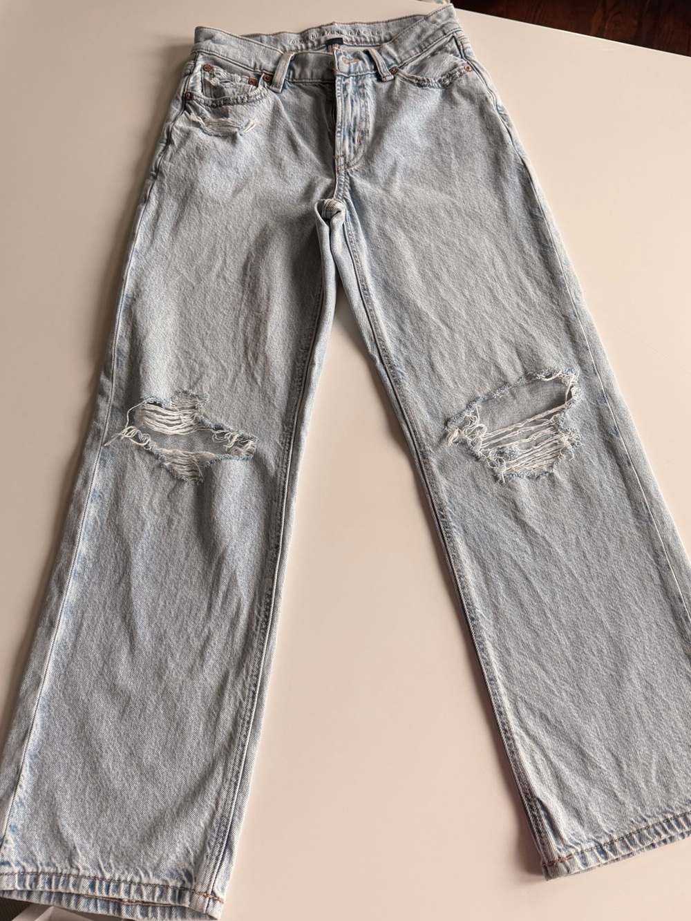 American Eagle Outfitters Strigid ripped stovepipe Jeans